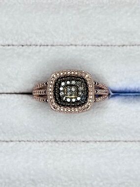 R061| Natural Diamond Cluster Rose Gold Square Ring